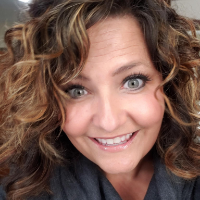 Holly Schmeiser